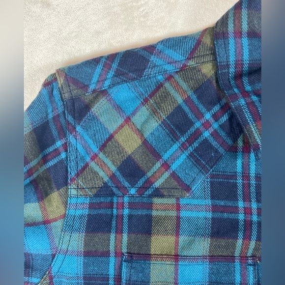 NWT Ariat L Blue Green Casual Retro Fit Plaid Pearl Button Snap Flannel Shirt - Picture 5 of 8